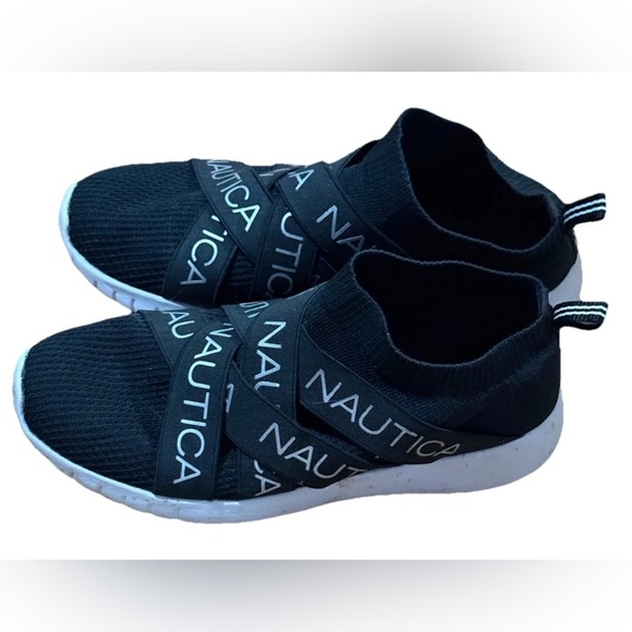 Nautica women’s Black Slip-On Shoes - Picture 2 of 4